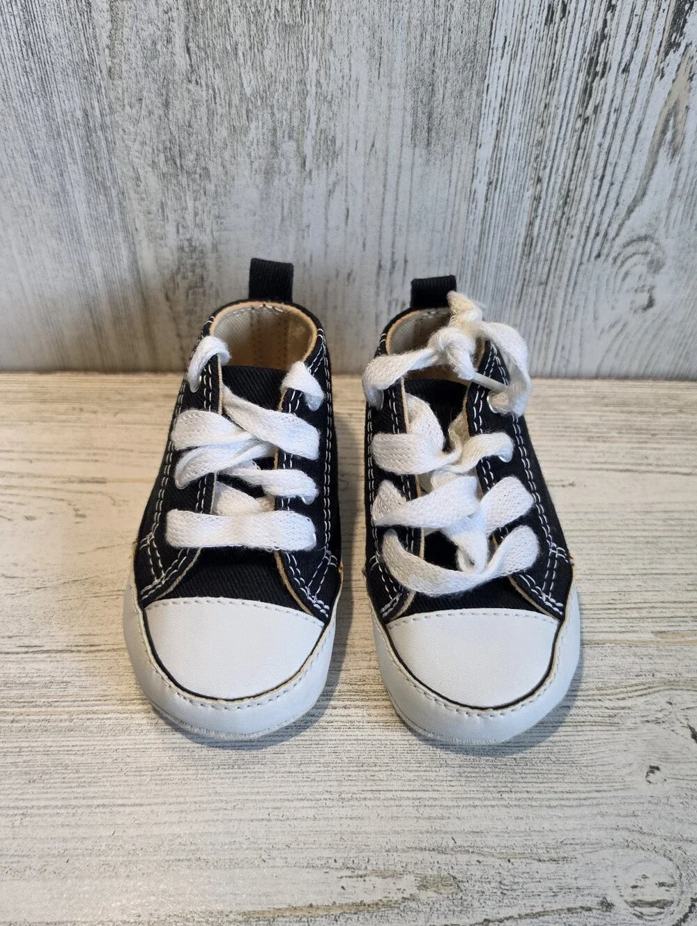 Converse First Star Baby Crib Shoes Size 2 3-6M Black White Chuck Taylor w Box